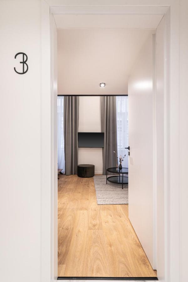 בודפשט E56 - Grand Boulevard Heritage Residence - Best Location By Bqa מראה חיצוני תמונה